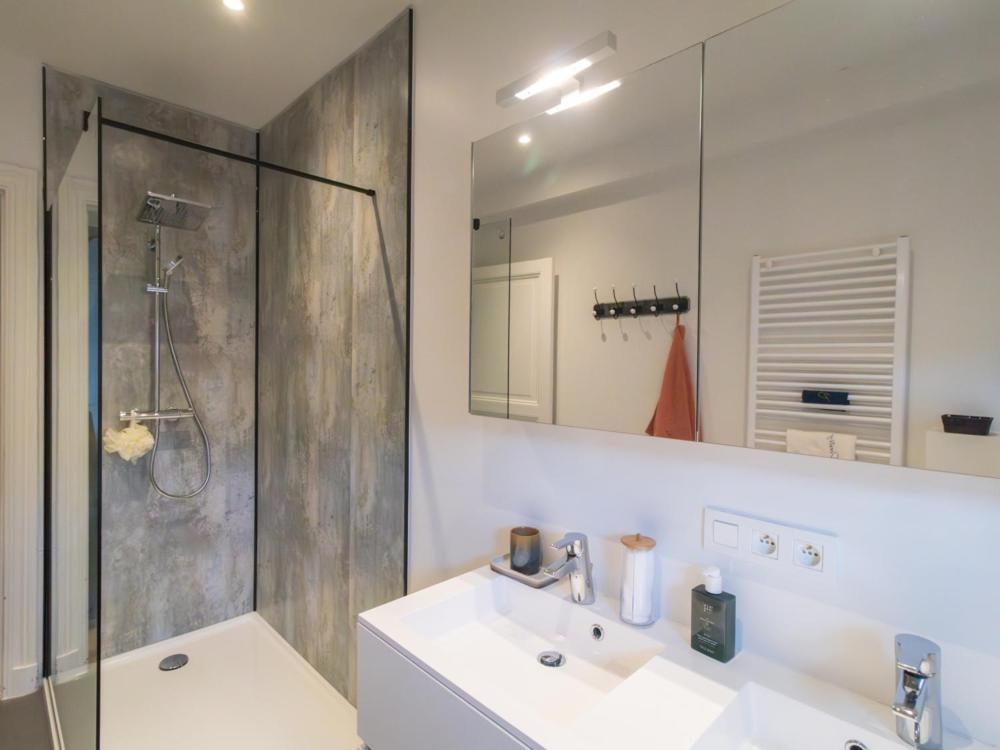 Prestige Villa Ипер Екстериор снимка